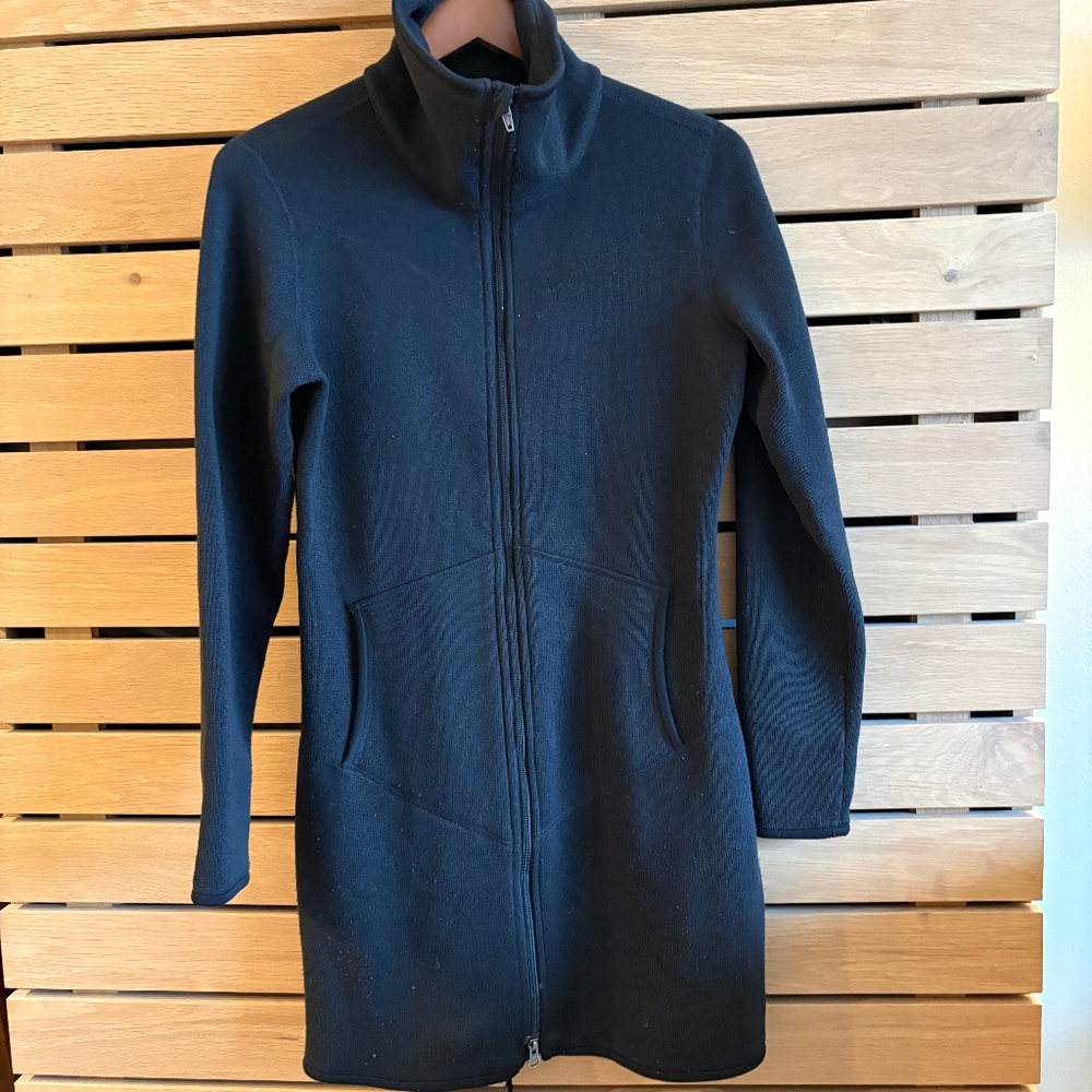 Rare, Warm and Flattering Patagonia Better Sweater Fleece Lined Coat/Dress